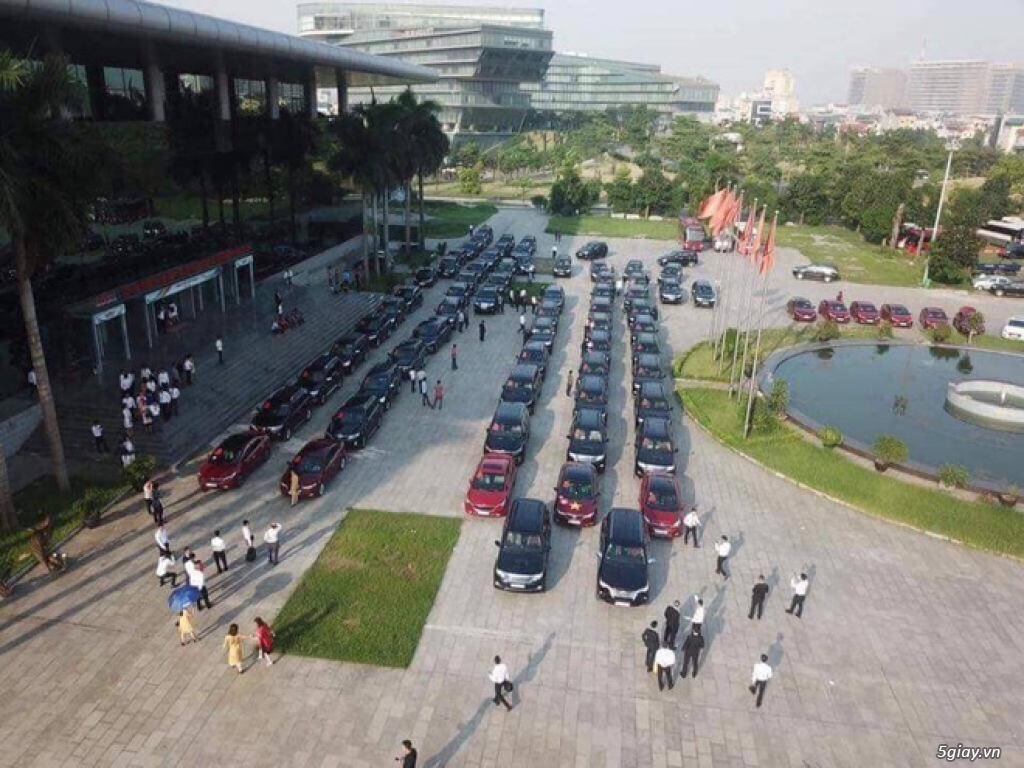 Xôn xao đám cưới siêu khủng của đại gia bất động sản Hà Nội - 2