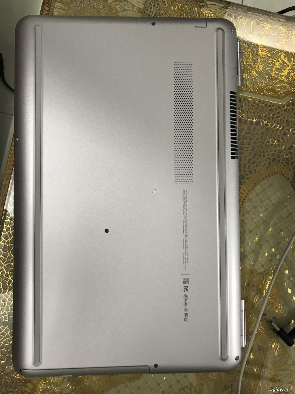HP Pavilion 15-au123cl - 15.6 - Core i5 7200U - 12 GB RAM - 1 TB HDD - 2