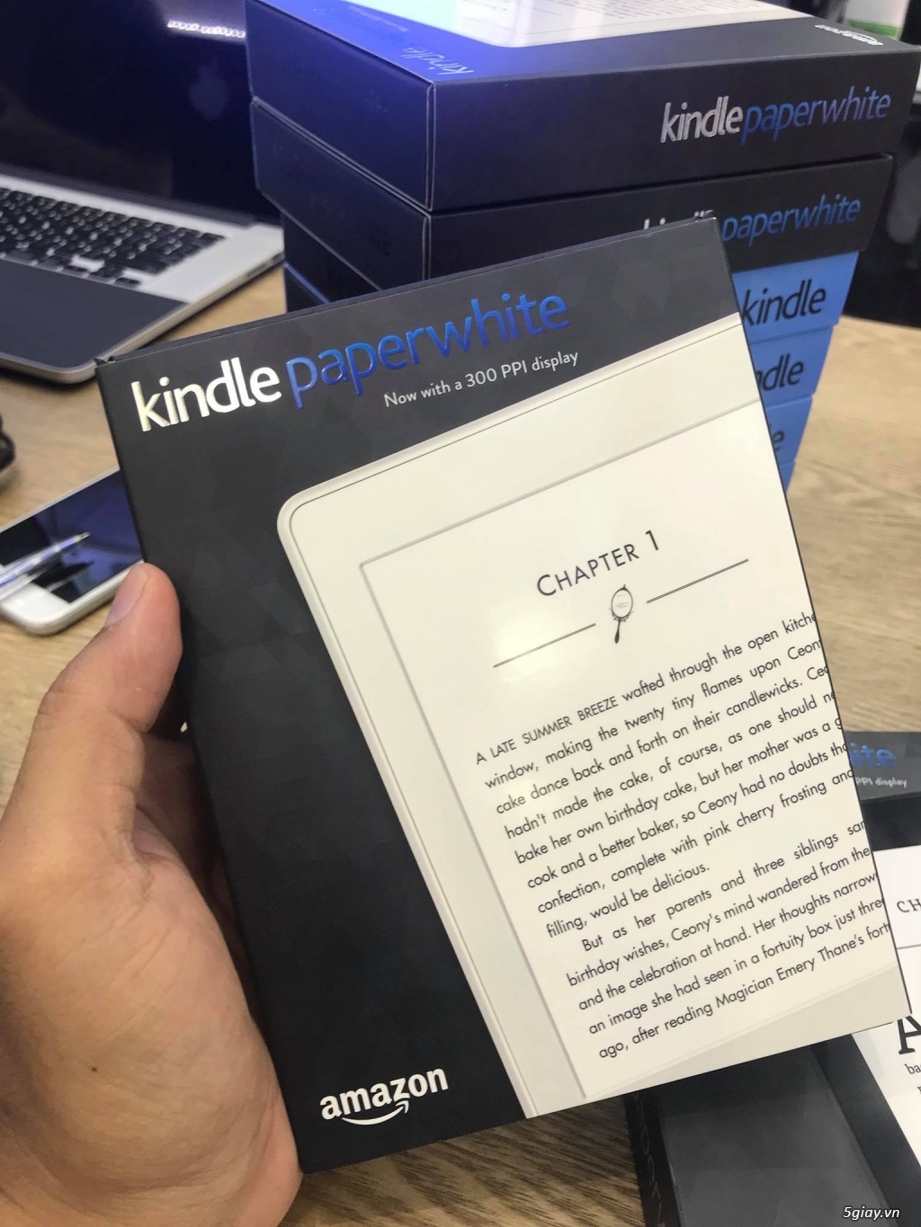 Máy Đọc Sách Kindle Amazone hàng tốt nguyên Seal - 1