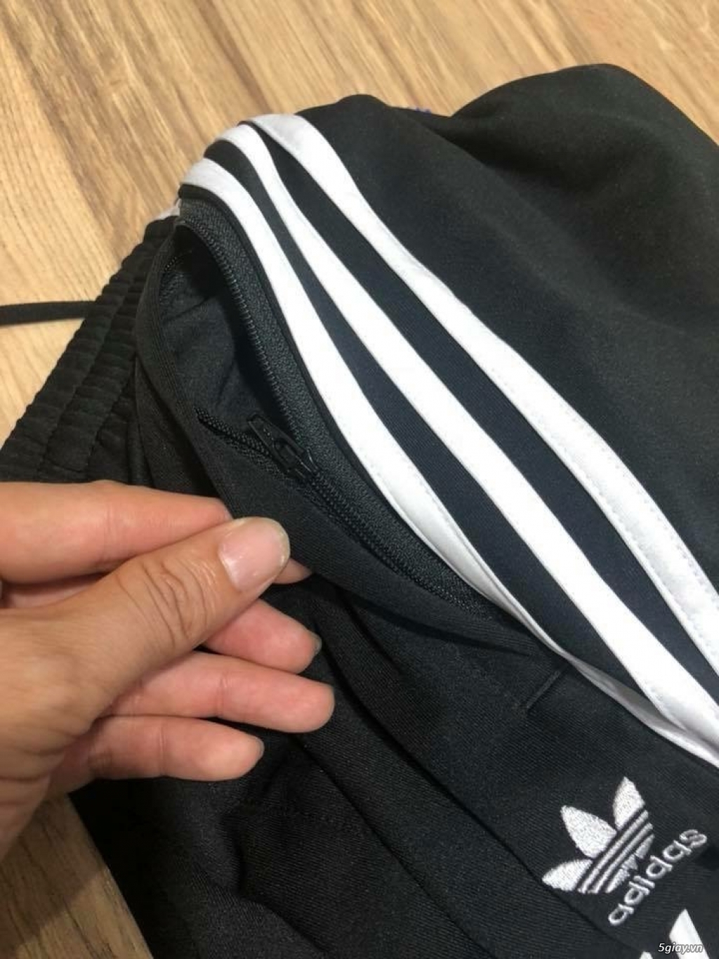 Quần 3 sọc Adidas các kiểu từ ôm , suông đến jogger hàng full tem tags - 3