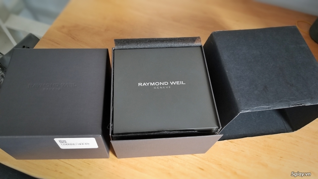 Đồng hồ Raymond Weil (Swiss) fullbox new 100% (hình thật)