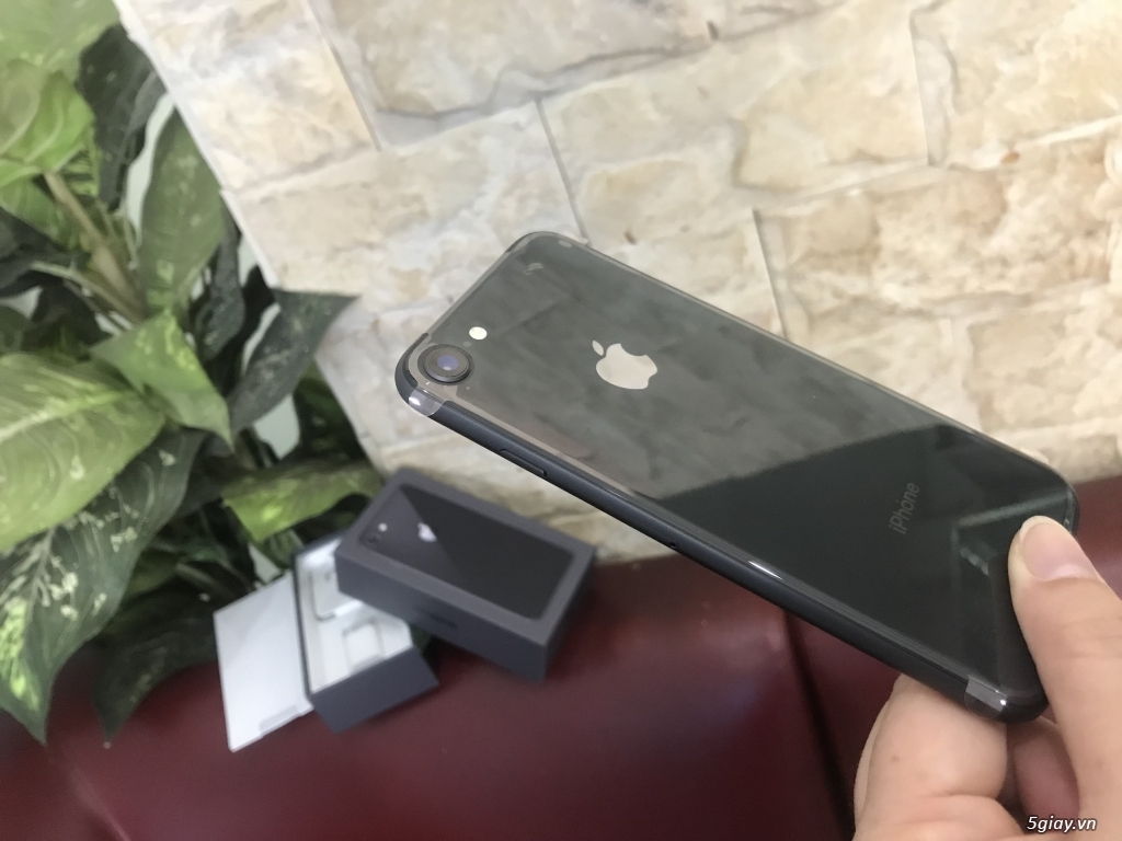 Iphone 8, 8 plus, 256GB, quốc tế, chuẩn Mỹ ( LL ) - 1