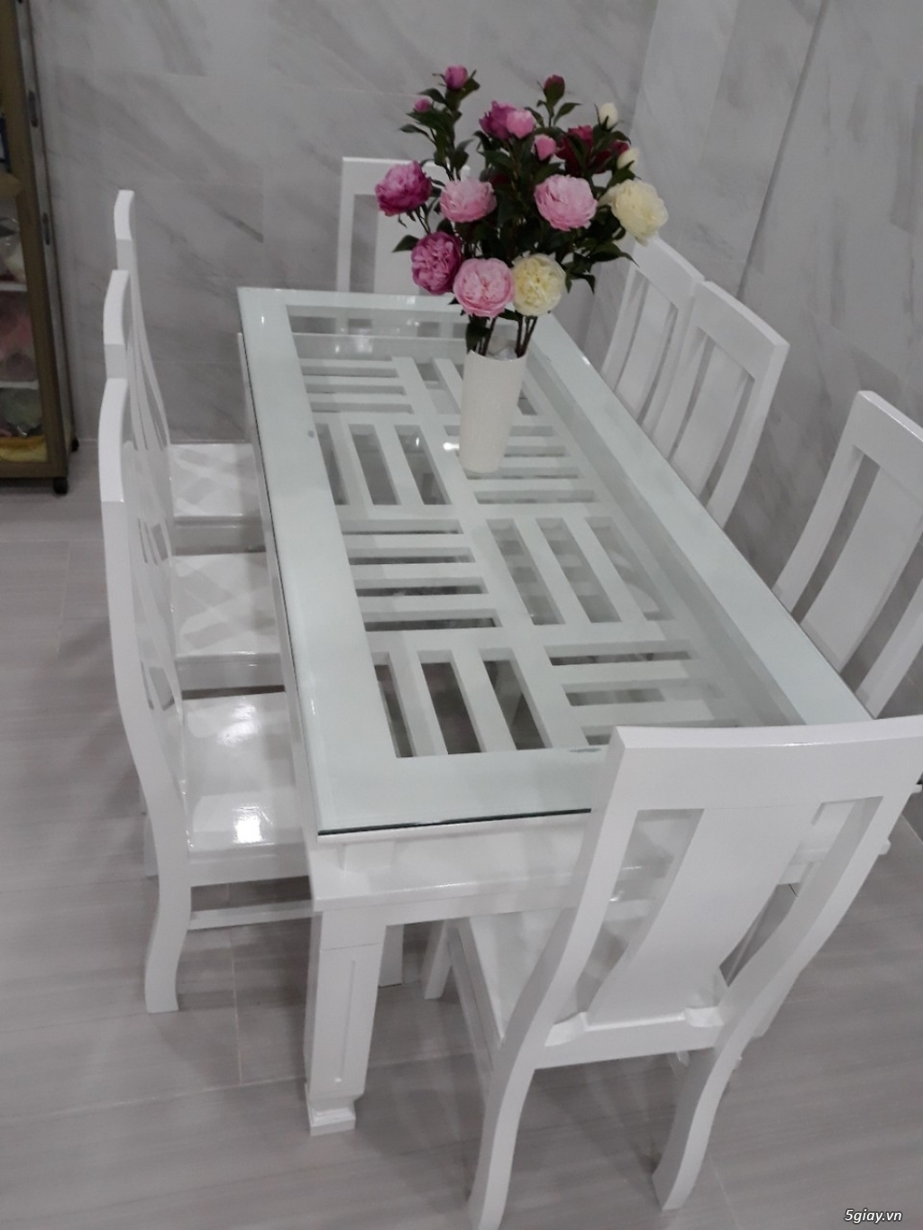 Cần bán:Bộ bàn ăn trắng gỗ sồi 1 bàn,8 ghế,mới 99% GIÁ SIÊU RẺ 11TRIỆU - 2