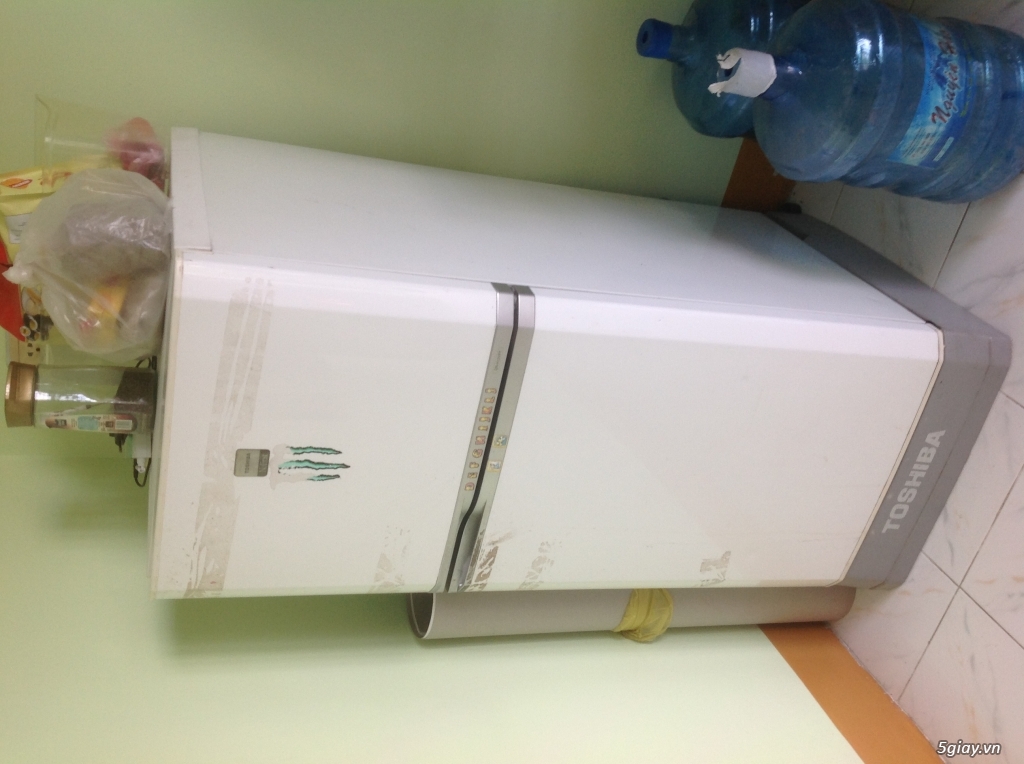 Cần bán tủ lạnh toshiba 115L