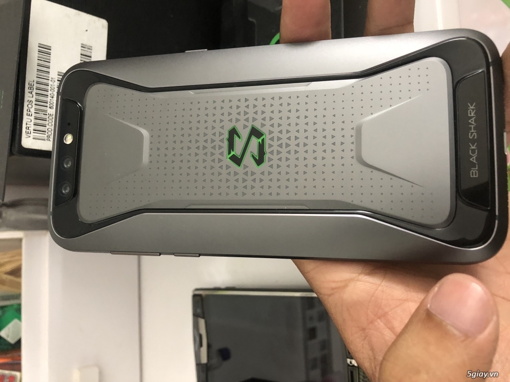 Cần bán xiaomi black shark bản 8gb 128gb - 3