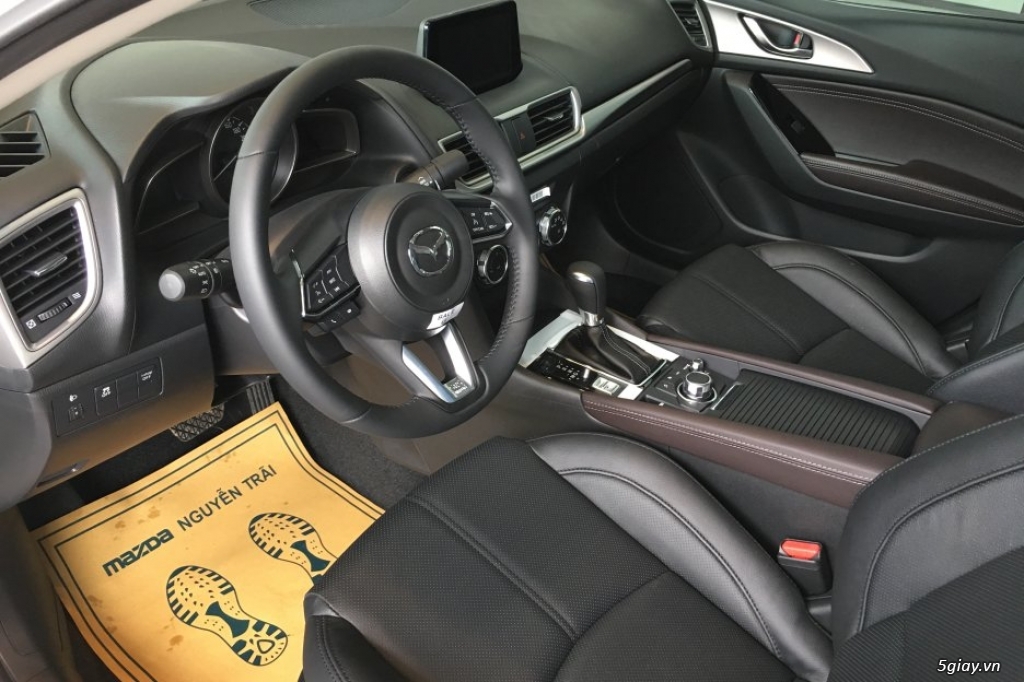 Bán Mazda 3 Sedan 1.5L 2018, trả trước 66tr nhận xe - 4