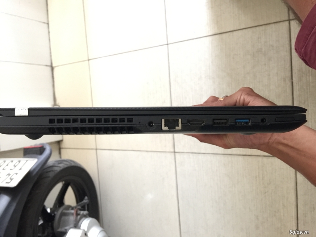 Laptop lenovo ideapad 100 core i3 zin đẹp