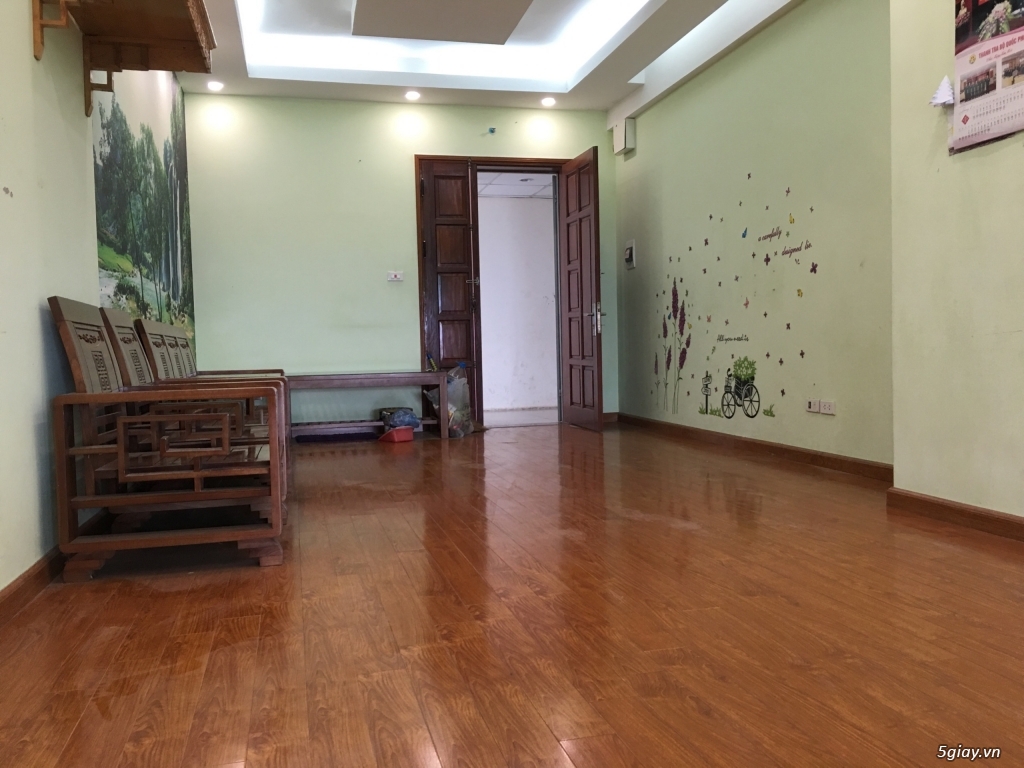 Chính chủ cho thuê Văn phòng,97m2 khu VinhomesGadenia,đủ tiện ích cao