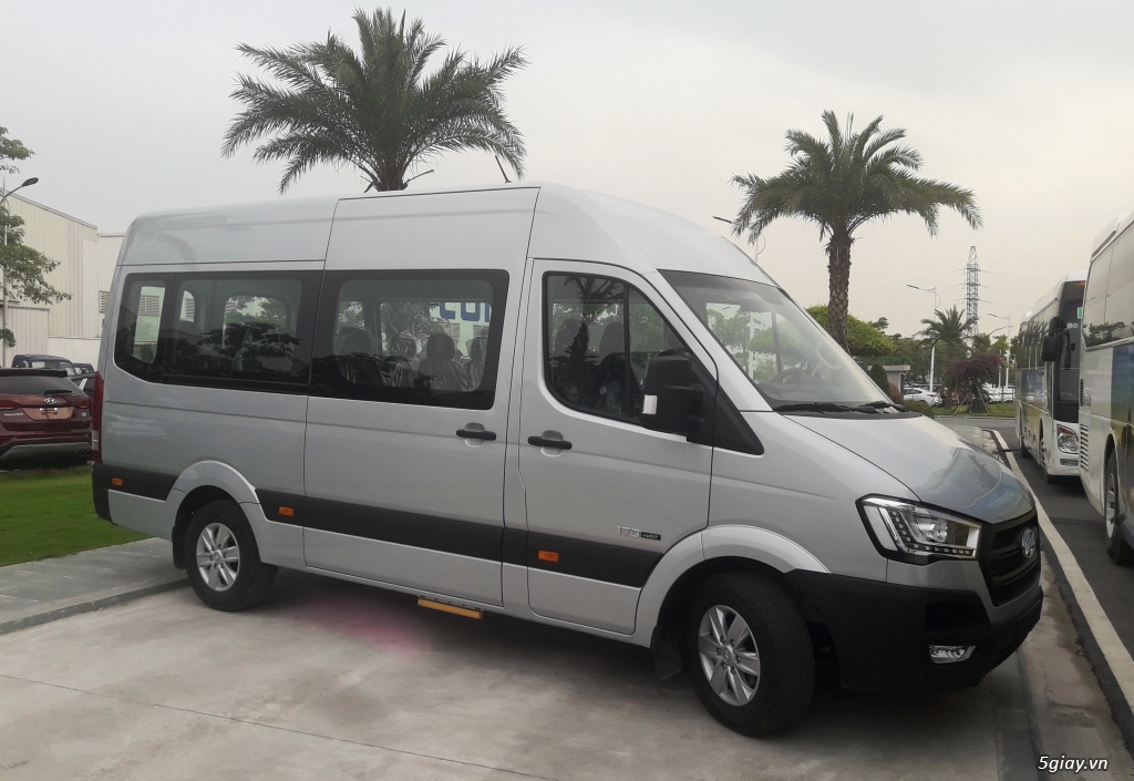 Bán xe du lịch 16 chổ Hyundai Solati H350, dòng đẳng cấp của Hyundai - 2