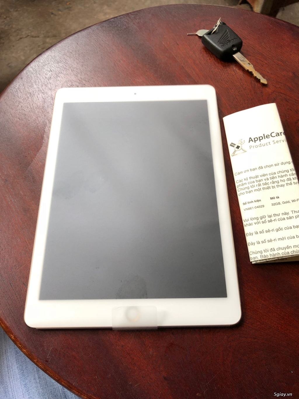 Ipad Pro 9.7 32G 4G Gold TBH chưa acvite !