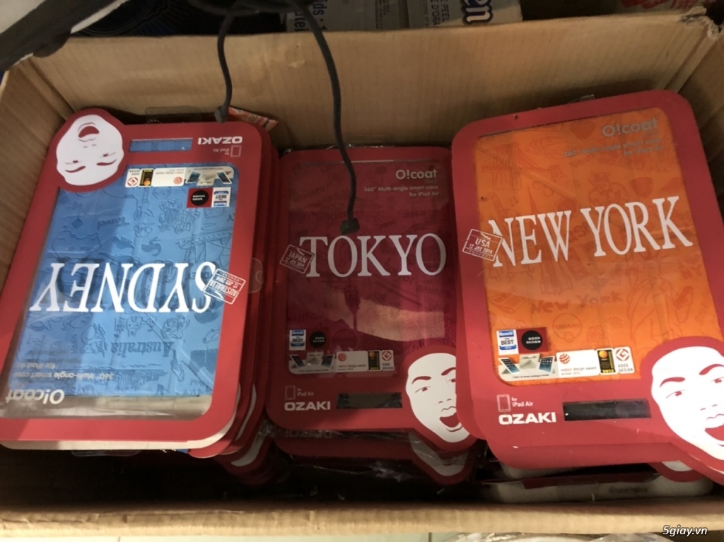 Thanh lý mấy chục   cái case ozaki cho ipad air 1-2 và 2017 giá 30k - 1