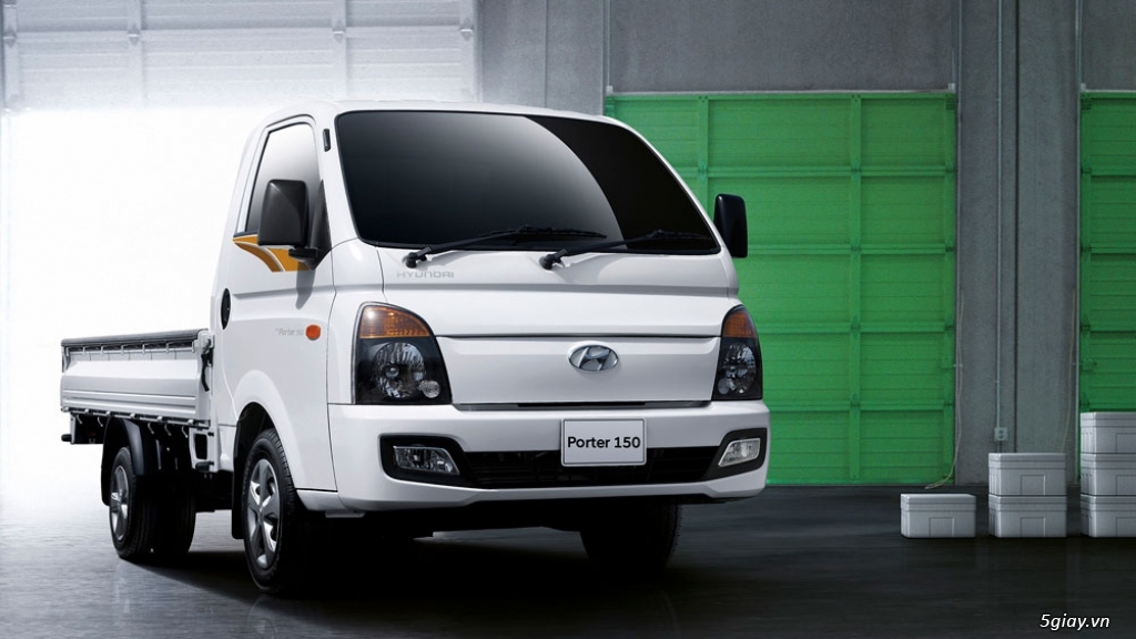 Hyundai Porter New 150 đời 2018 thùng lửng màu trắng, màu xanh lam