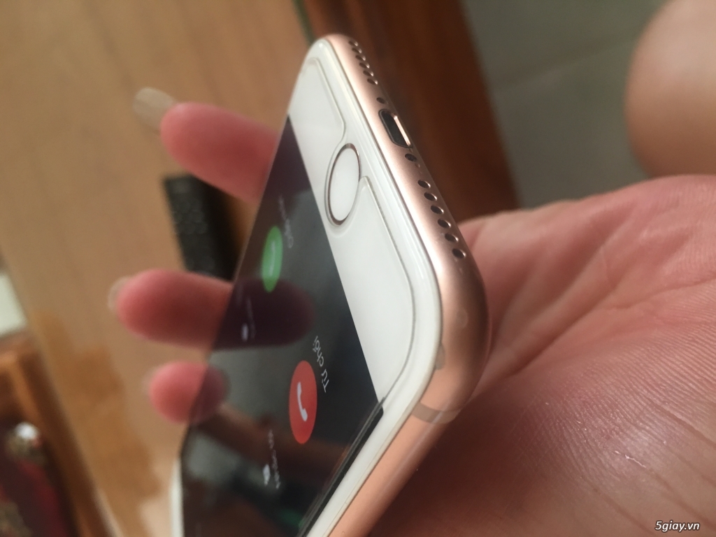 IP 8 lock sprin gold 64gb - 1