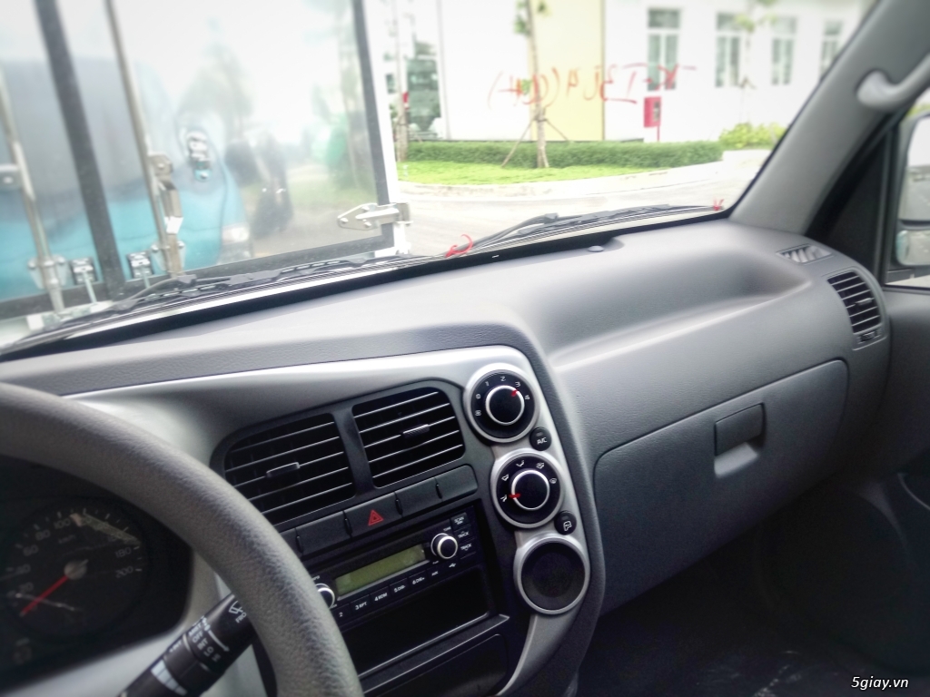 Bán xe tải 2490 kg/ 2.4 tấn KIA FRONTIER K250, động cơ HYUNDAI