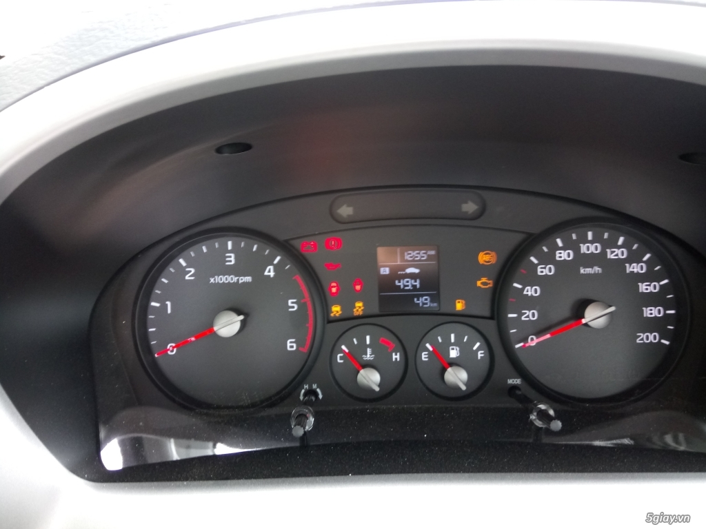 Bán xe tải 2490 kg/ 2.4 tấn KIA FRONTIER K250, động cơ HYUNDAI - 4