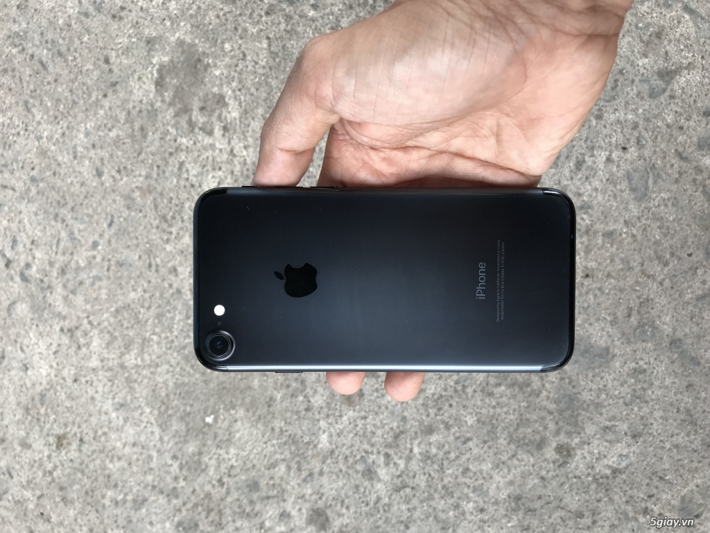 Iphone 7 đen nhám 32gb quốc tế - 4