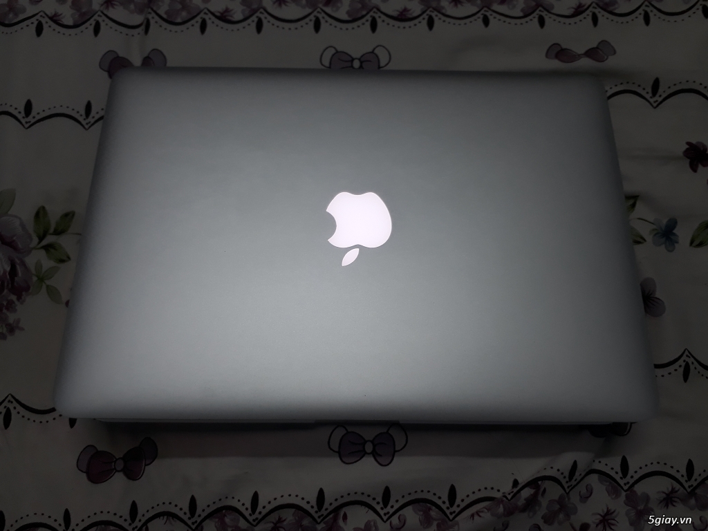 Macbook pro retina 2013 xách tay mỹ