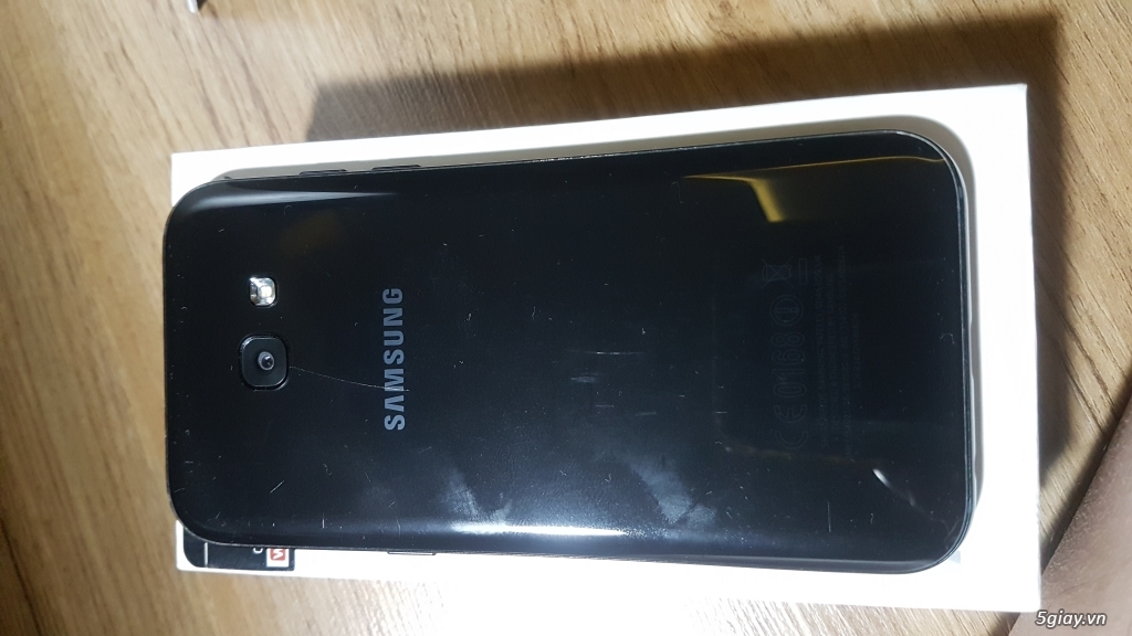 CẦN BÁN: SAMSUNG A5 2017