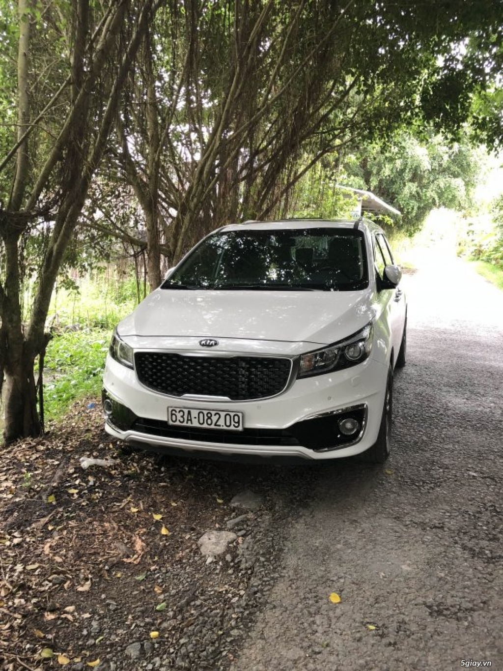 Tiền Giang - Bến Tre Cho Thuê Ô Tô  Tự Lái : SEDONA 2018 -CAMRY 2.5Q - 1