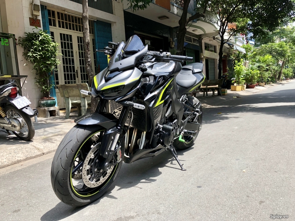 Z1000 2018 bản R full đồ chơi - 2