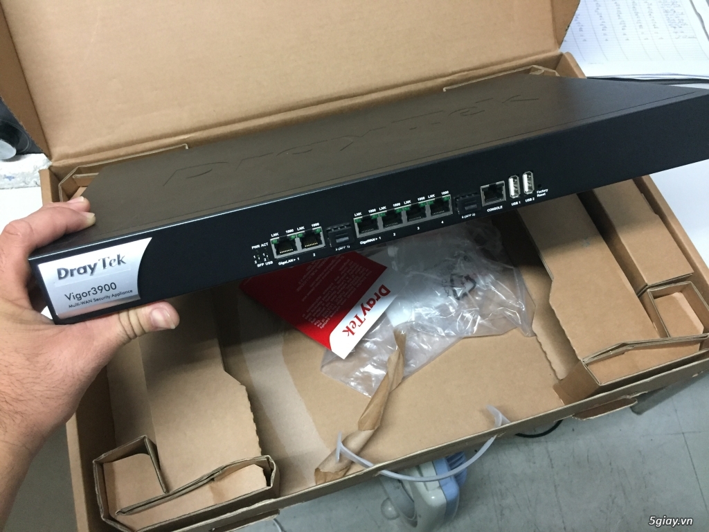 Cần bán Draytek vigor 3900 fullbox BH 2 năm - 1