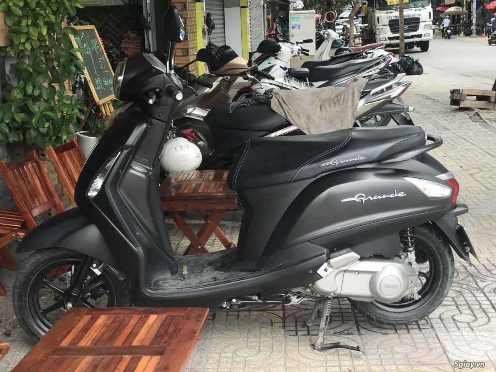 Yamaha grande deluxe đen nhám 2016 - 4