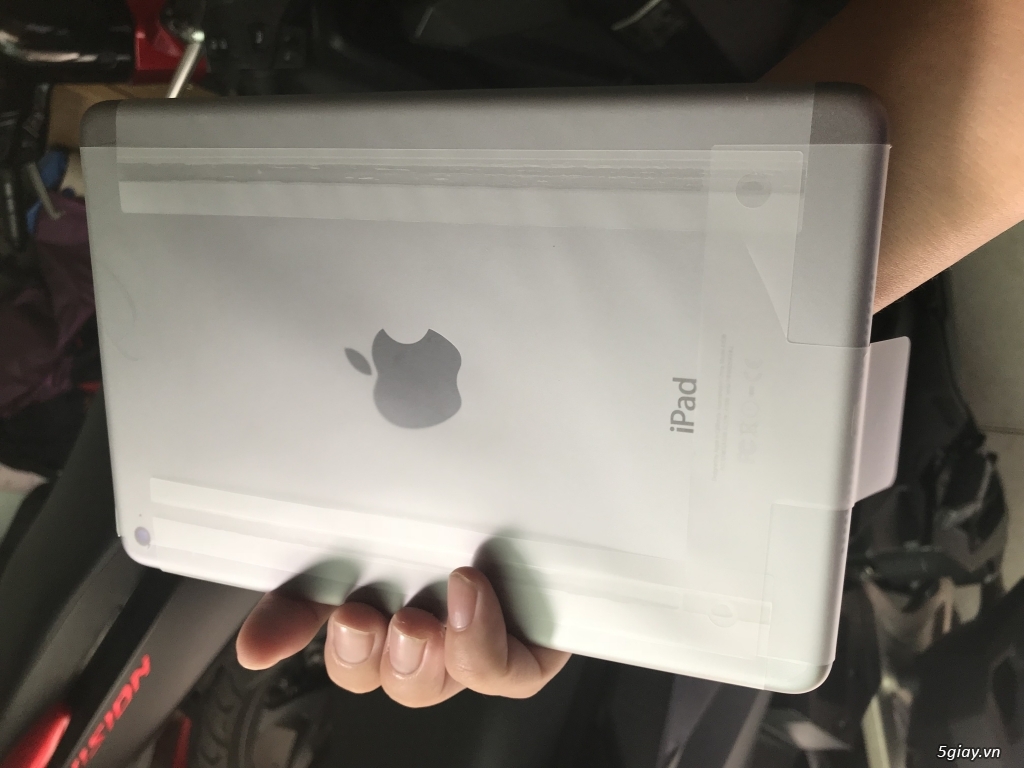 Ipad mini 4 128 wifi gray chưa xài - 1