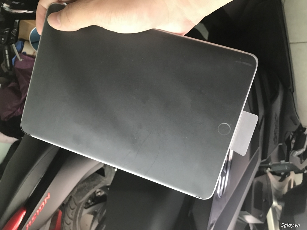 Ipad mini 4 128 wifi gray chưa xài - 2