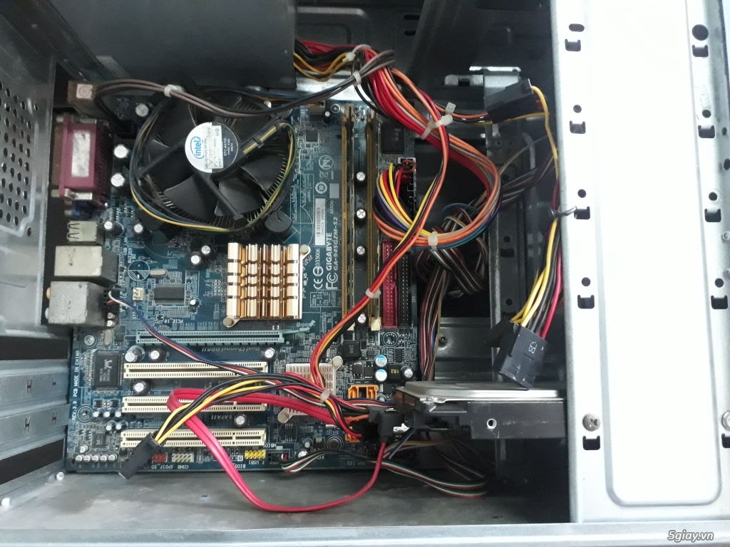Máy core 2 duo (6600) đọc báo, xem phim 800k