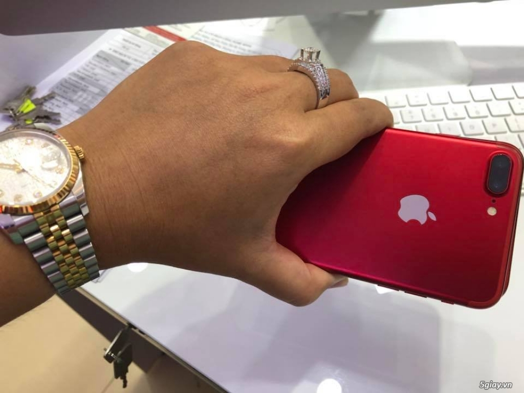 iPhone 7+ red đẹp keng chuẩn Mỹ vừa cập bến giá shock