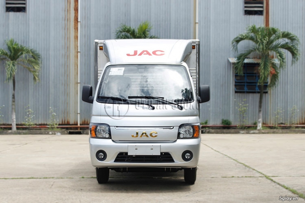 xe jac 990kg phù hợp vào thành phố giờ cao điểm - 1