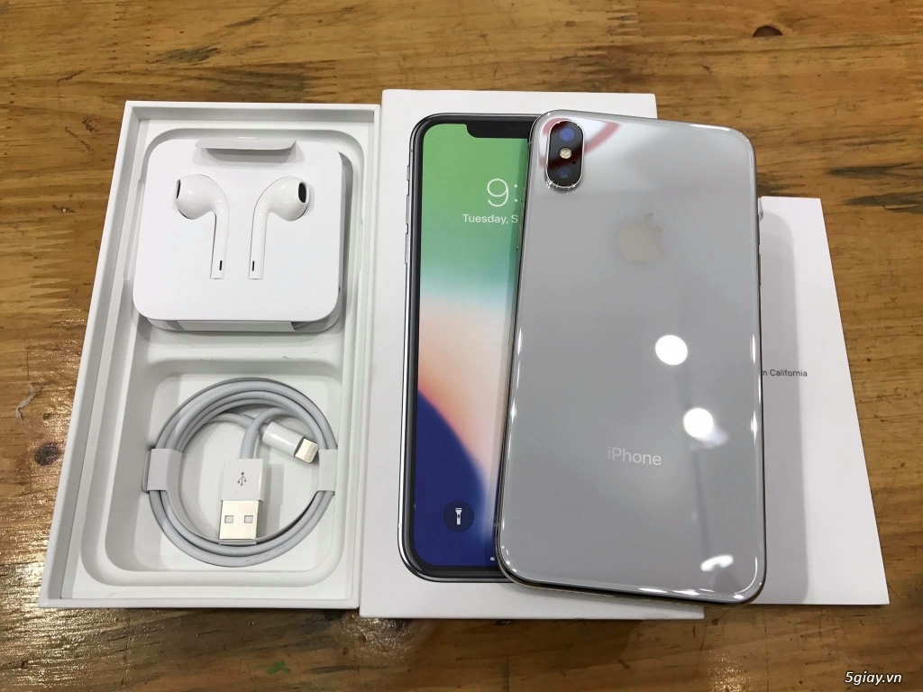 Iphone X Lock Trắng 64GB , máy đẹp keng , còn Bh 4 tháng apple