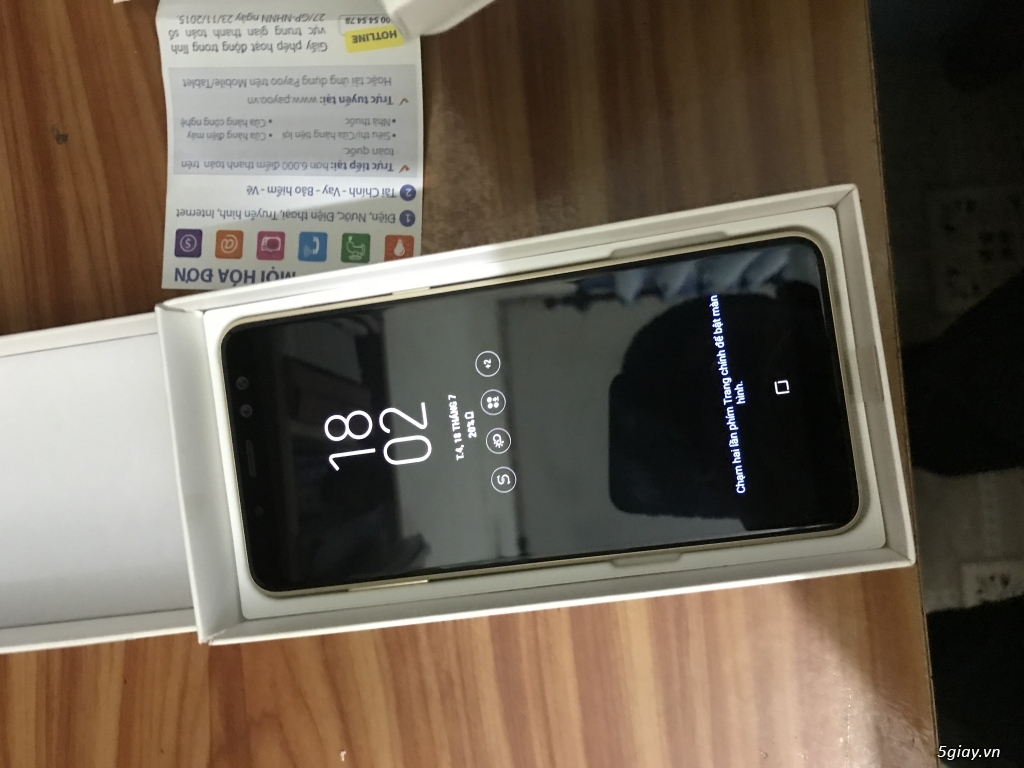 Mình cần bán 1 cây samsung galaxy a8 mới mua từ viễn thông a