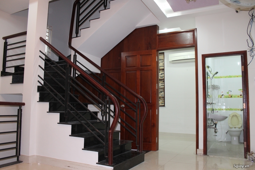 Bán gấp nhà MT Nguyễn Thượng Hiền Phú Nhuận 5 tỷ 8