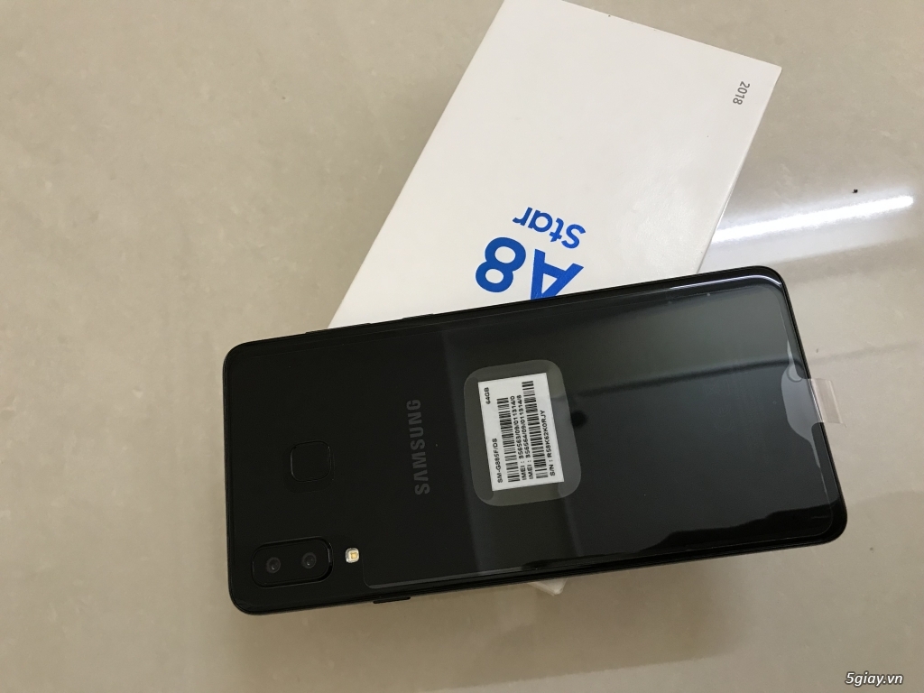 Samsung Galaxy A8 Star & J8 mới 100% hàng công ty BH 12T Giá Lẻ = Lái- - 1