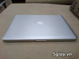 Macbook Pro Lite ( i7 ; 8G ; SSD 256; Card AMD)