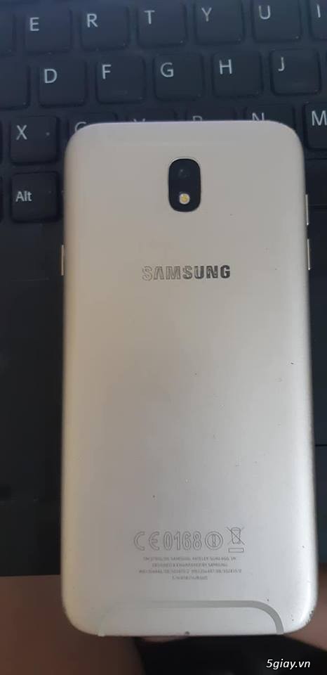 Samsung Galaxy A8 Plus Vàng full box  và Galaxy J7 Pro Vàng - 2