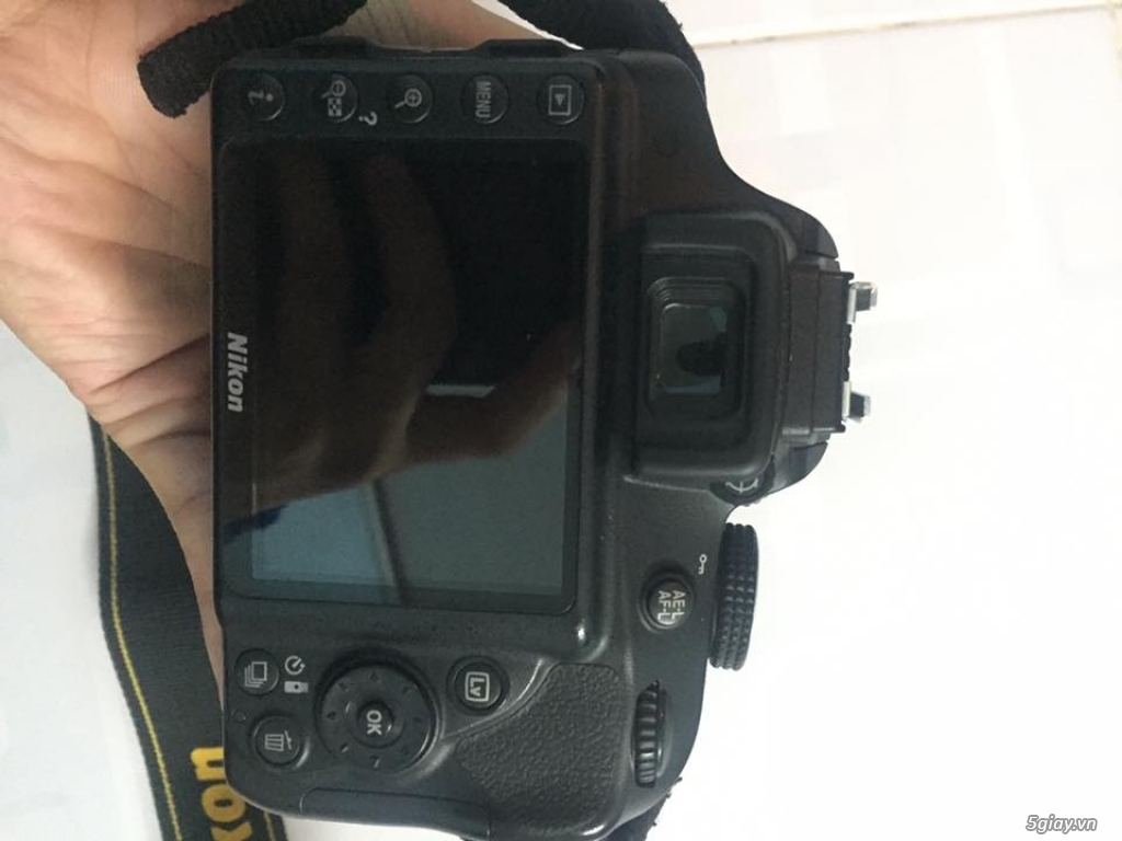 Cần bán Nikon D3300 + lens 18-55 6k shot - 1