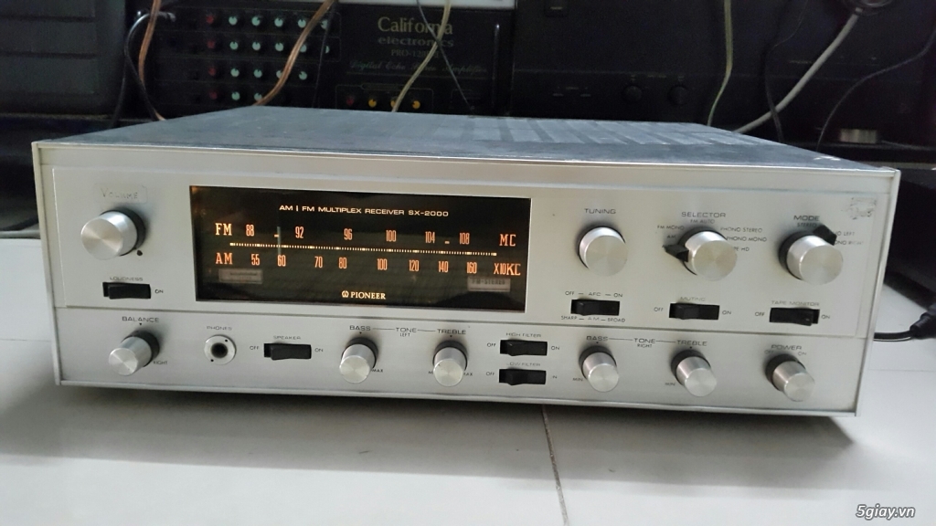 Amply đèn Pioneer SX- 2000 - 1
