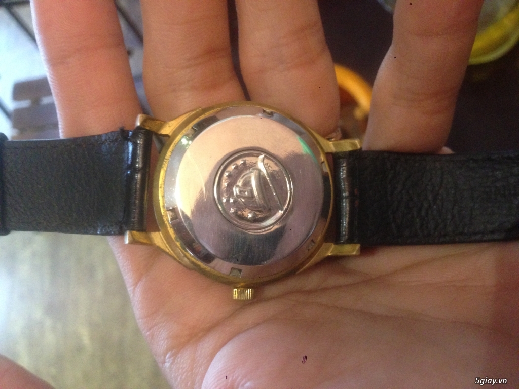 Đồng hồ omega bát quái dây da vàng - 1