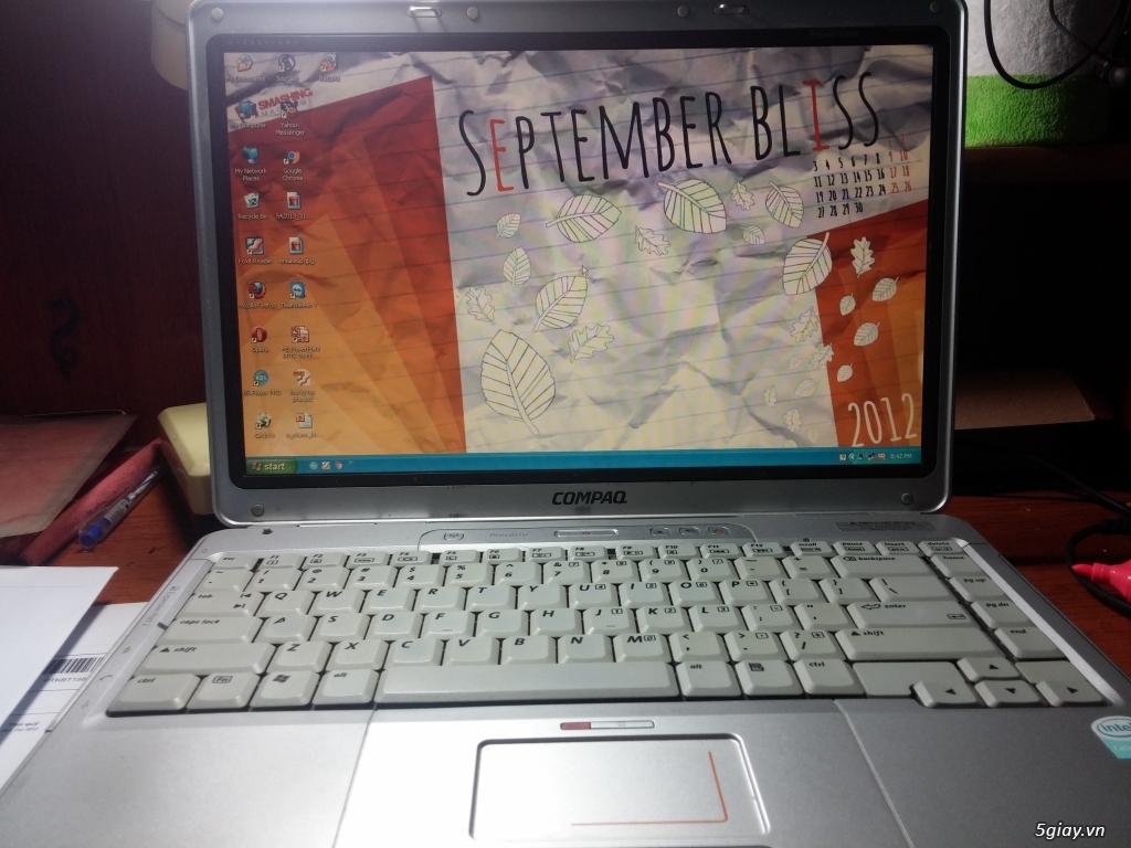 LAPTOP COMPAQ PRESARIO V2000 5giay