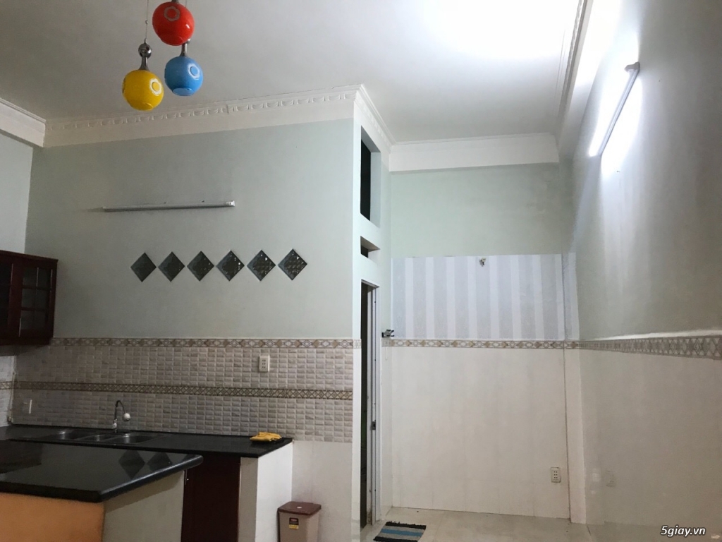 Cần bán nhà gấp Q8 gia( 7ti,800) .Con thuong luong !