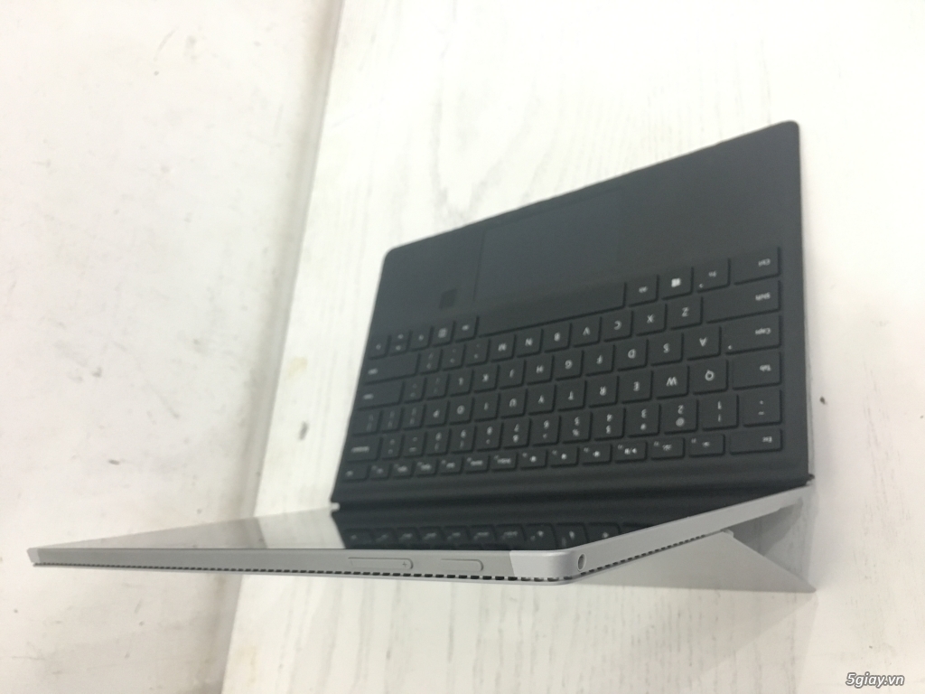 Surface Pro 4 core i7 6650U ram 8G SSD 256 mới 99% + type cover xịn - 4