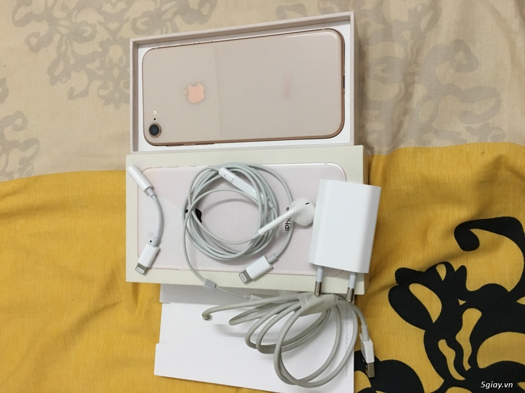 bán iphone 8 64g vàng chính hãng tgdđ còn bhanh 3/2019 như mới