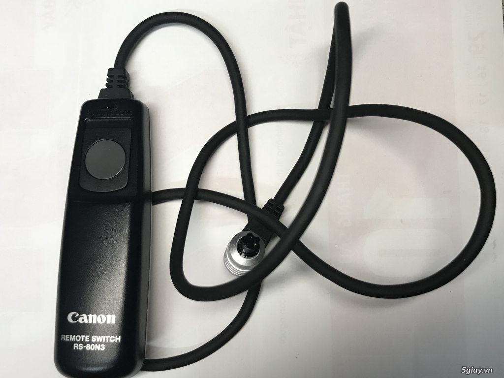 Cần bán Speedlite Stransmetter ST-E2, dây bấm mềm Canon, Thẻ nhớ CF