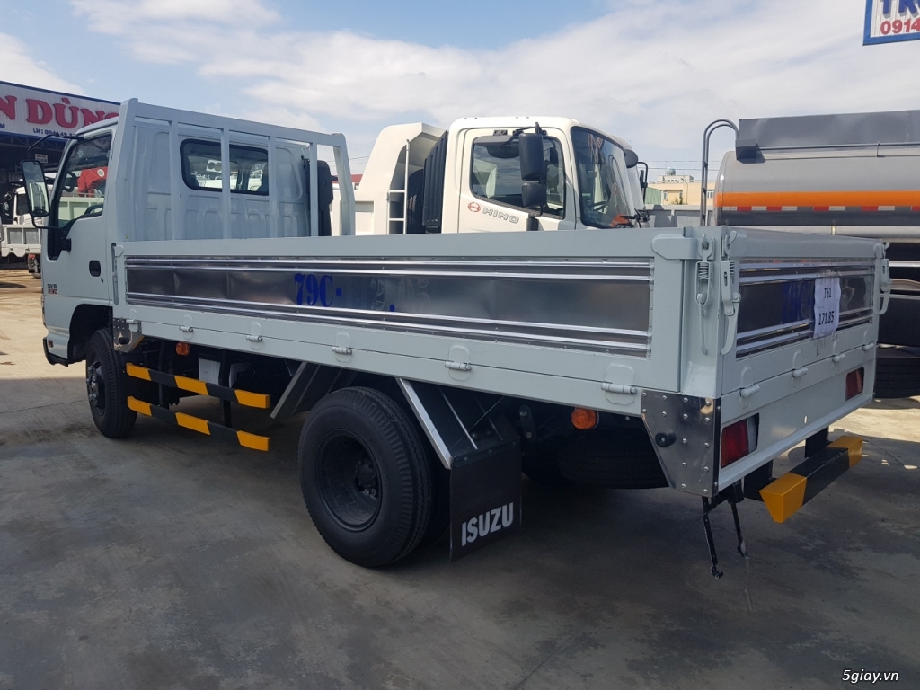 bán xe tải isuzu 2t5 thùng lững trả góp, giá cực kỳ rẻ