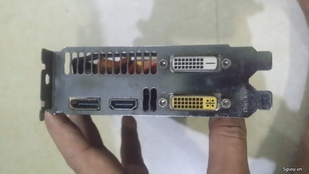 Bán 2 VGA chữa cháy: Zotac gts760 amp 2g/256bit. ESC Black gts250. - 2