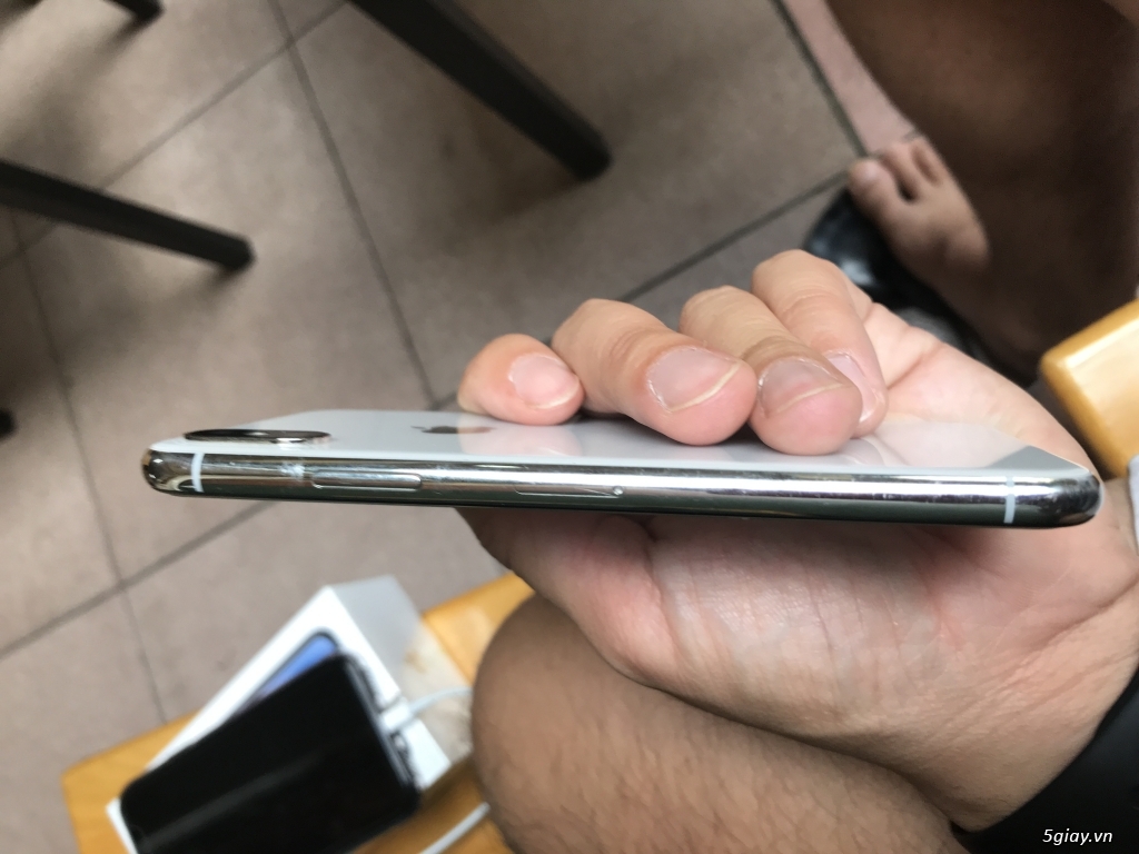 Iphone x 64g sprint lock 15.3tr - 3