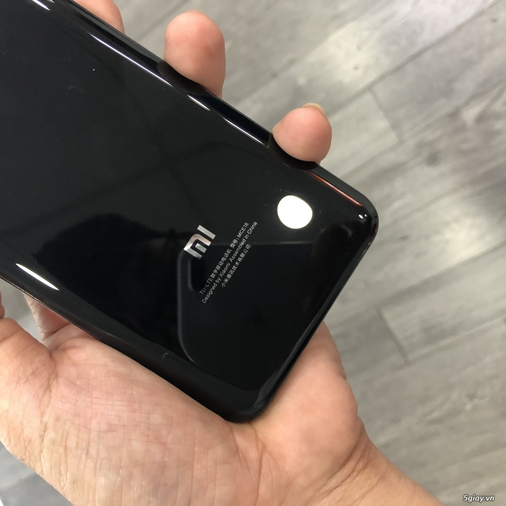 Xiaomi Mi 6 6gb/64Gb Black Camera kép
