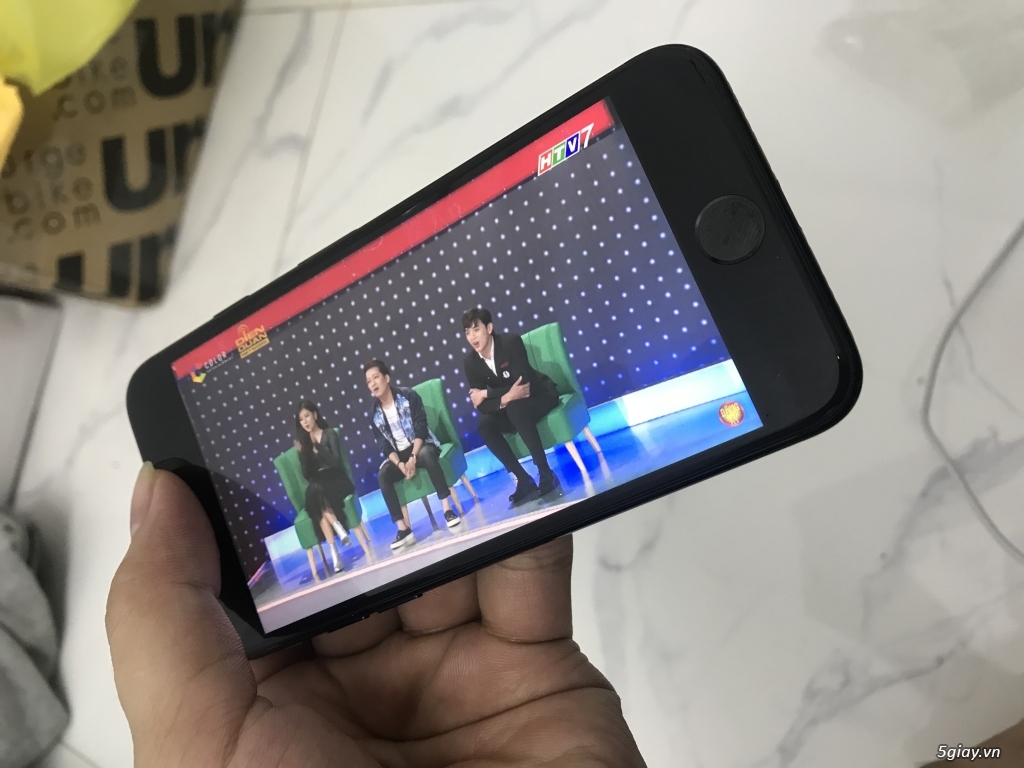 Ip7 đen bóng QT 128GB 8tr chẵn - 1